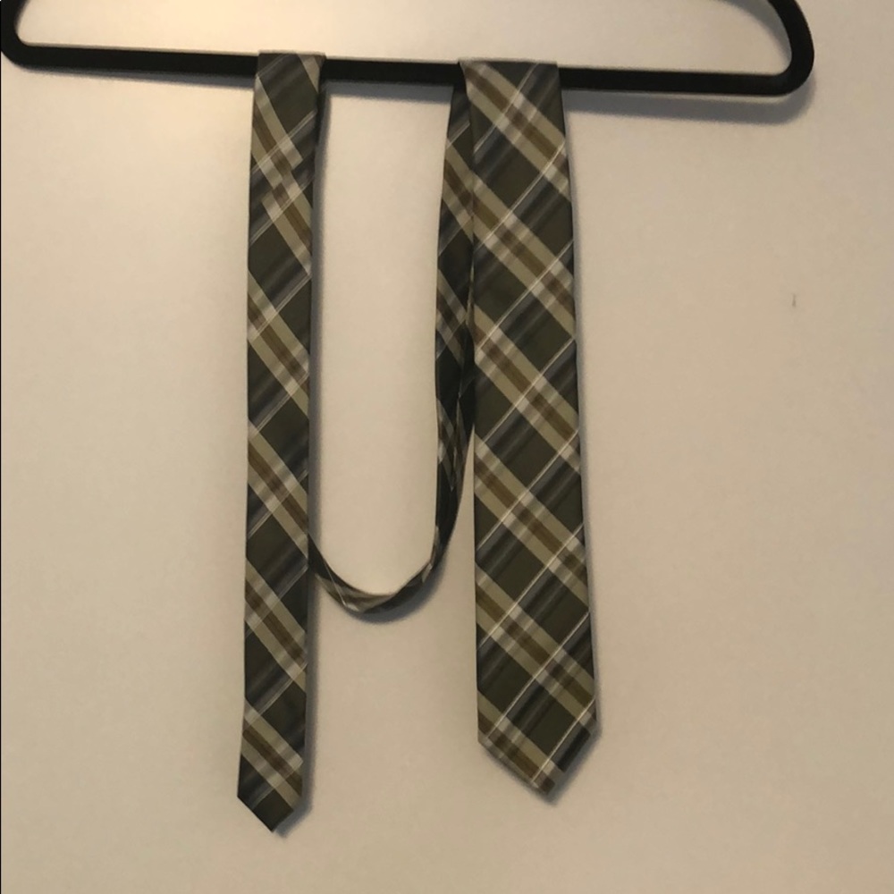 RW&CO Slim Tie Green with Tan/White Pattern